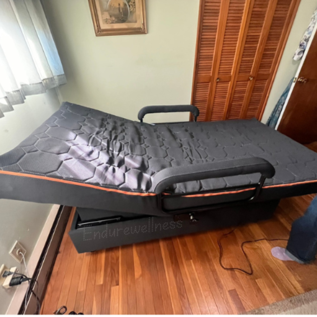 Journey UPbed Standard Sleep To Stand Adjustable 4-in-1 Bed