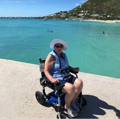Journey Zoomer Lightweight Power Folding Chair With One-Handed Control
